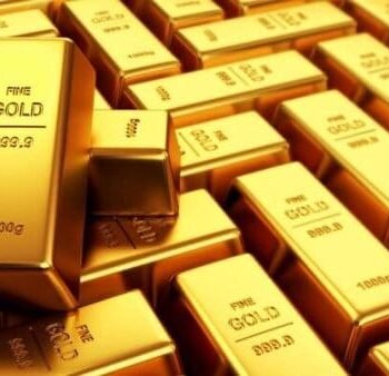 Gold Prices Surge to Record Highs as Investors Rush to Safe Haven Assets