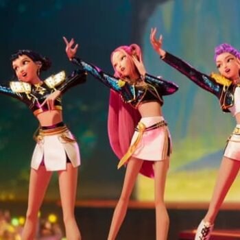 Katherine Jenkins Classical Cover of “Golden” Brings K-Pop Hit to Christmas Stage